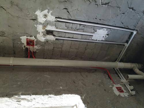 天气冷水管爆裂什么原因（天气冷水管爆裂怎么办）