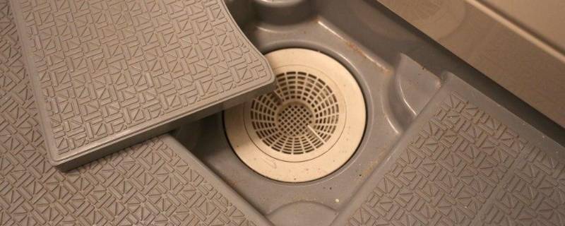 地漏冻了怎么解冻 地漏冻了怎么办