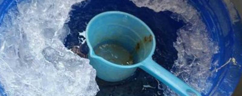 冬季室外怎么防止水结冰（冬季室外怎么防止水结冰的方法）