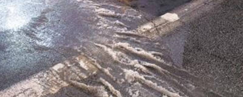 地板结冰了怎么办 地板结冰了怎么办小妙招