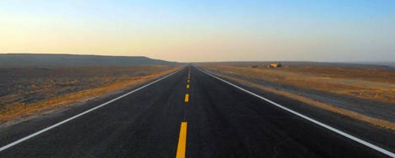 一级公路和二级公路的区别（一级公路两侧多少米需要拆迁）