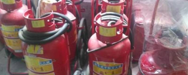 1211灭火器的灭火原理是 1211灭火器的灭火原理是化学灭火法吗