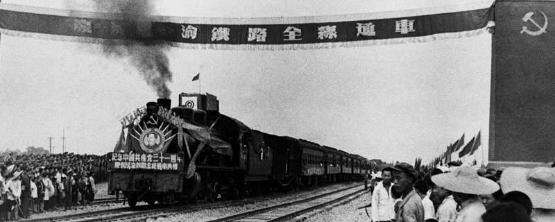 中国修建的第一条铁路是 中国修建的第一条铁路是哪个铁路