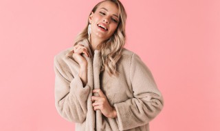 棉服外套长度到哪里合适（棉服穿多大合适）