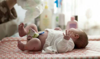 生下来就尿有什么兆头（小孩生出来就尿好吗?）