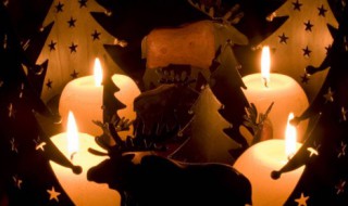 为什么蜡烛是先熔化后燃烧（蜡烛是先燃烧再熔化还是先熔化再燃烧）