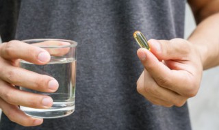 鱼油可以放冰箱吗（鱼油可以放在冰箱吗）
