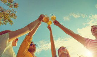 啤酒能放冰箱冷藏吗（啤酒能不能放冰箱保鲜）