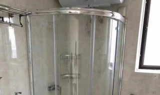 淋雨房玻璃脏了怎么办（玻璃雨棚脏了怎么办）