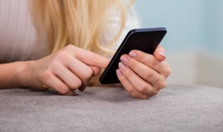 硅胶手机壳脏了怎么办 硅胶手机壳脏了怎么办妙招